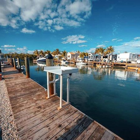 Waterfront Studio 2, Couples Oasis, Kayaks, Pool Jewfish Екстер'єр фото